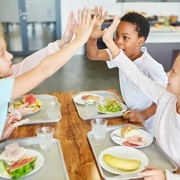 Info Rentrée Scolaire #9 -Au Teil, la cantine scolaire, c’est bien plus qu’un bon repas ! -2