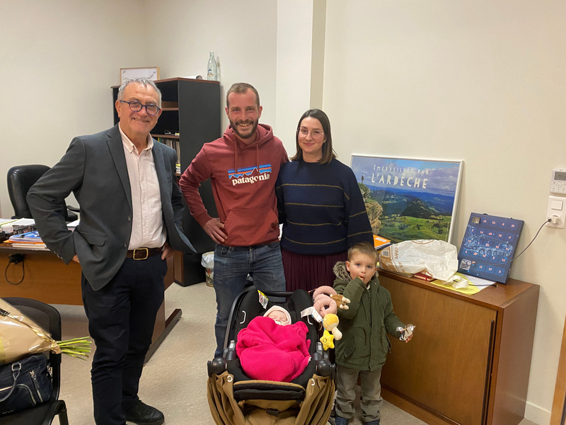 Bienvenue à Calie Sautel, jeune teilloise née au Teil !