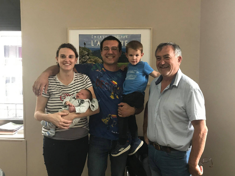 Florine Donny et Emilien Violas et leurs deux enfants Mathis et Valérian - 02-06-2021