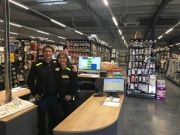 Le marché aux affaires a ouvert ses portes Zone de la Rotonde