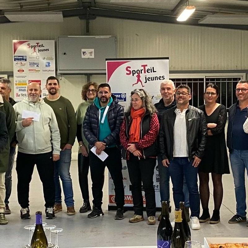 Les partenaires Sporteil Jeunes ont remis les subventions aux clubs sportifs teillois pour la saison 2025/2026