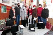 Première remise d'ordinateurs par l'association Accès emploi de Privas